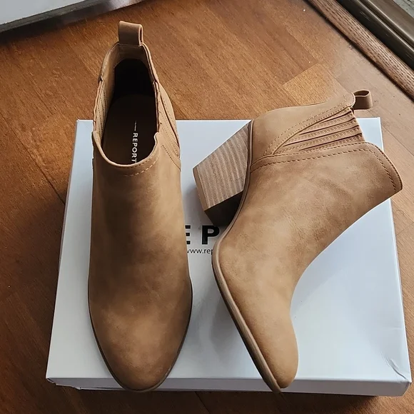 New Ankle Boots - Picture 2 of 5